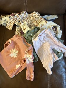 Preemie clothes