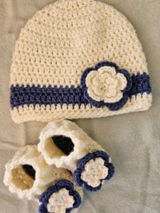 Vanilla and Blue Hat Set